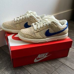 Nike “bagel” low dunk sesame and blue shoes